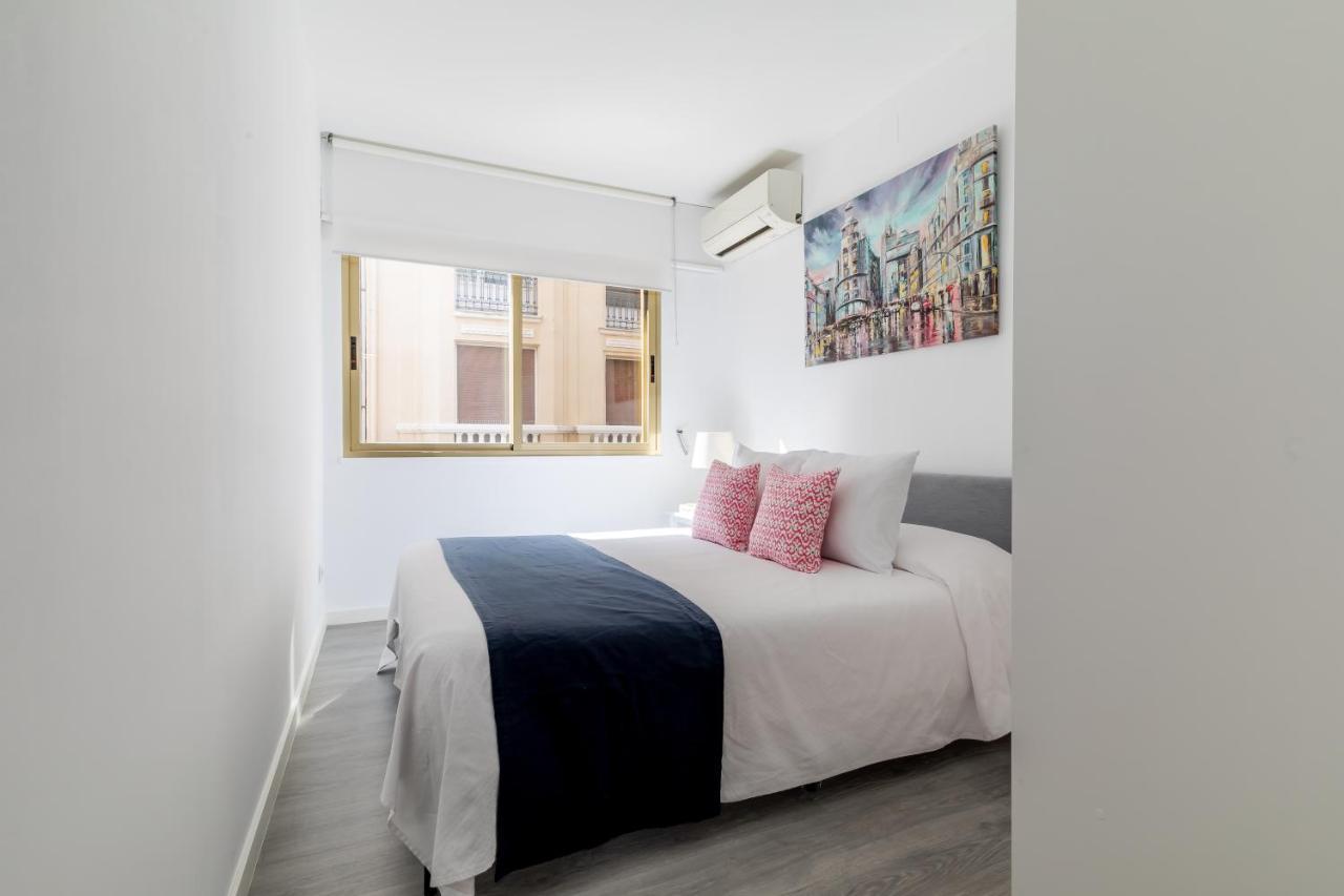 Apartamento Junto A Gran Via Madrid Ngoại thất bức ảnh